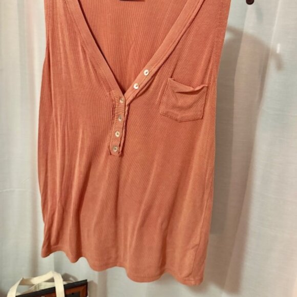 Vici Burnt Orange Ribbed Henley Tank Top - Picture 2 of 3